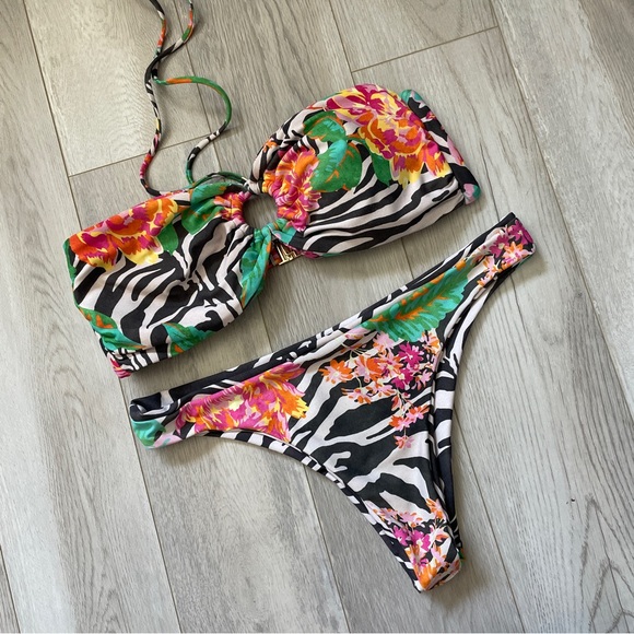 Skatie Bikini Swimsuit Set zebra tropical bandeau cheeky womens